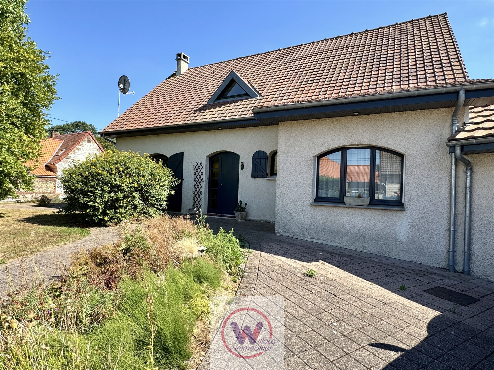 BELLE MAISON INDIVIDUELLE EN SEMI PLAIN PIED